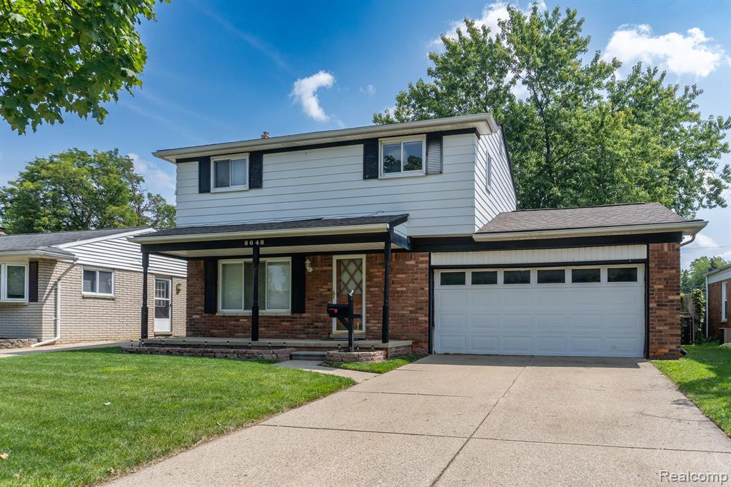8648 HOLLY Drive, Canton, MI 48187 — Photo 25