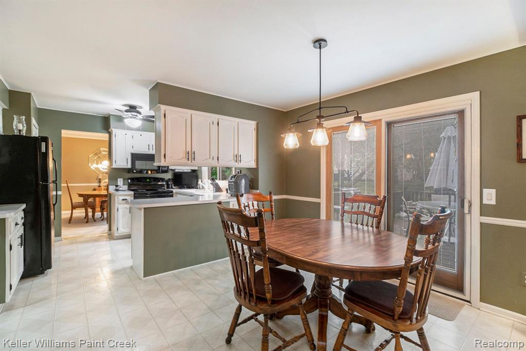 5725 Folkstone Drive, Troy, MI 48085 — Photo 6