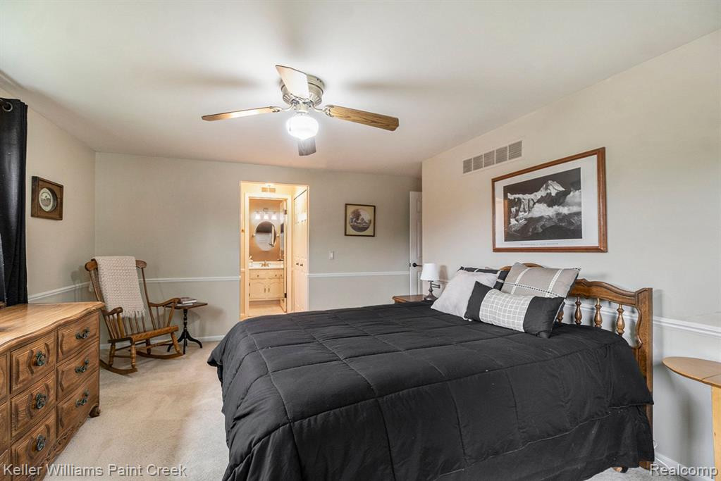 5725 Folkstone Drive, Troy, MI 48085 — Photo 10