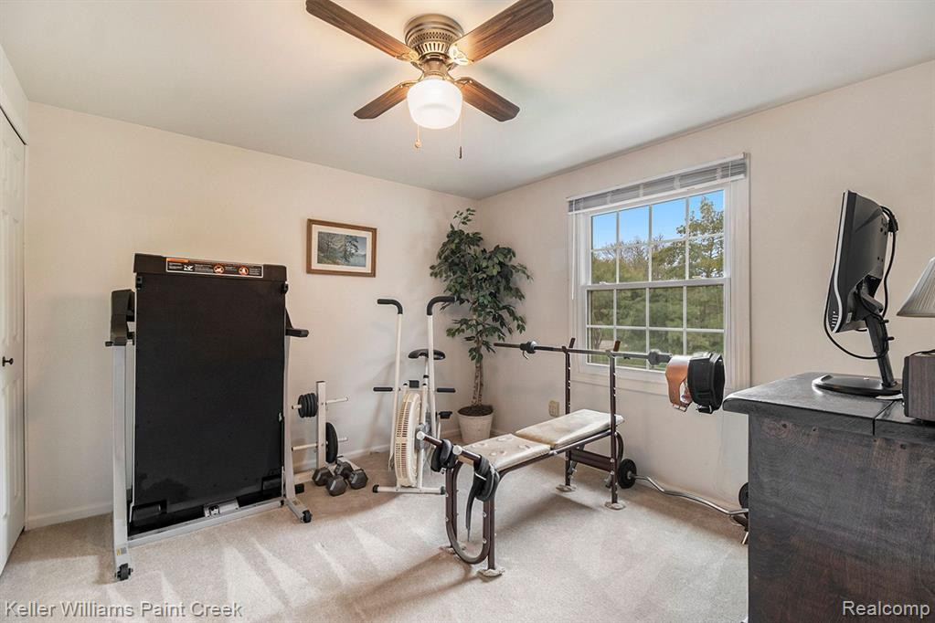 5725 Folkstone Drive, Troy, MI 48085 — Photo 14