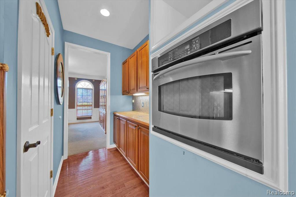 1180 CENTENNIAL Drive, Canton, MI 48187 — Photo 14
