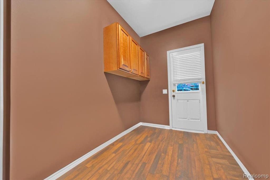 1180 CENTENNIAL Drive, Canton, MI 48187 — Photo 19