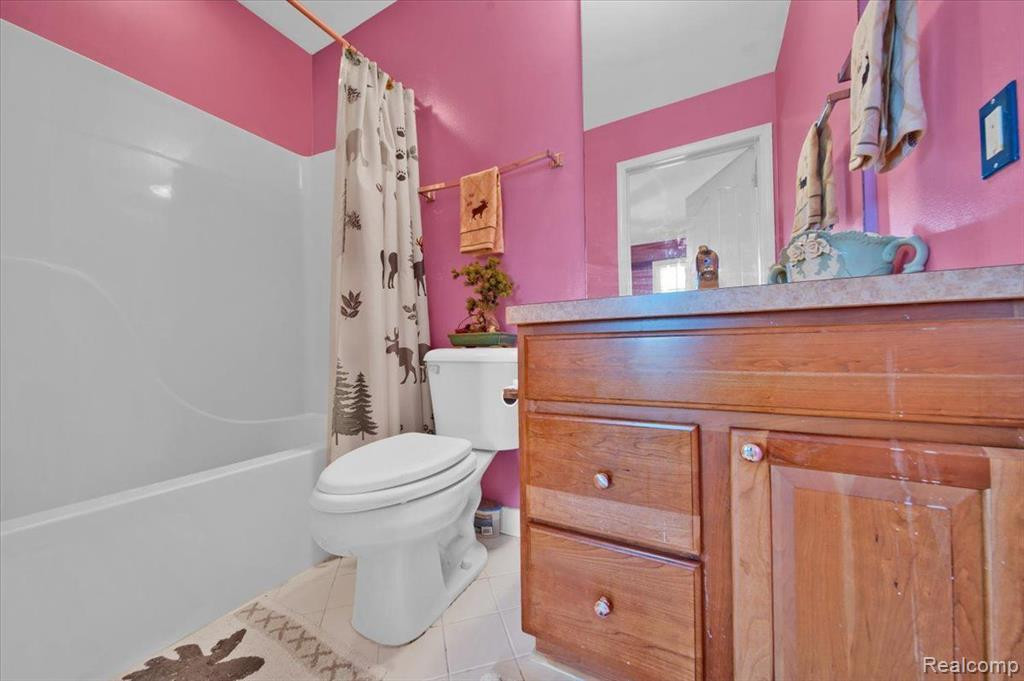 1180 CENTENNIAL Drive, Canton, MI 48187 — Photo 29
