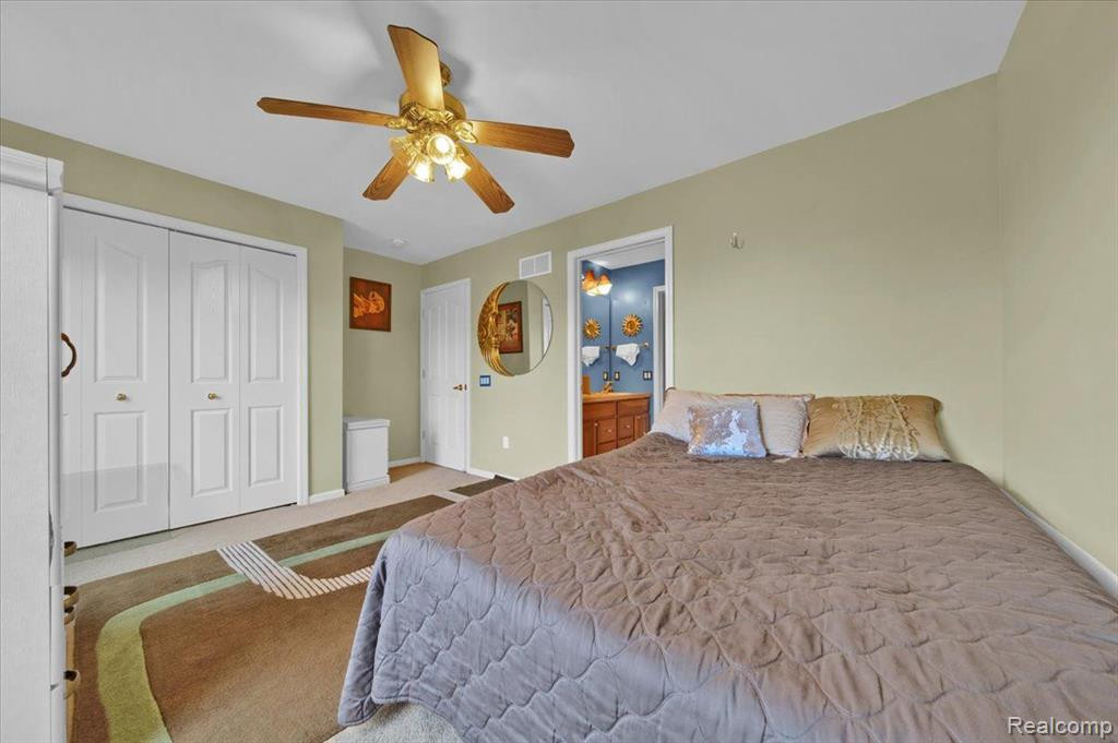 1180 CENTENNIAL Drive, Canton, MI 48187 — Photo 31