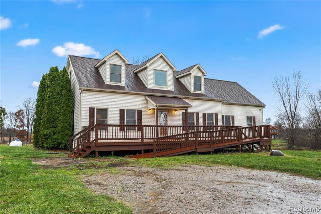 4853 N HERRINGTON Road, Webberville, MI 48892 — Photo 3