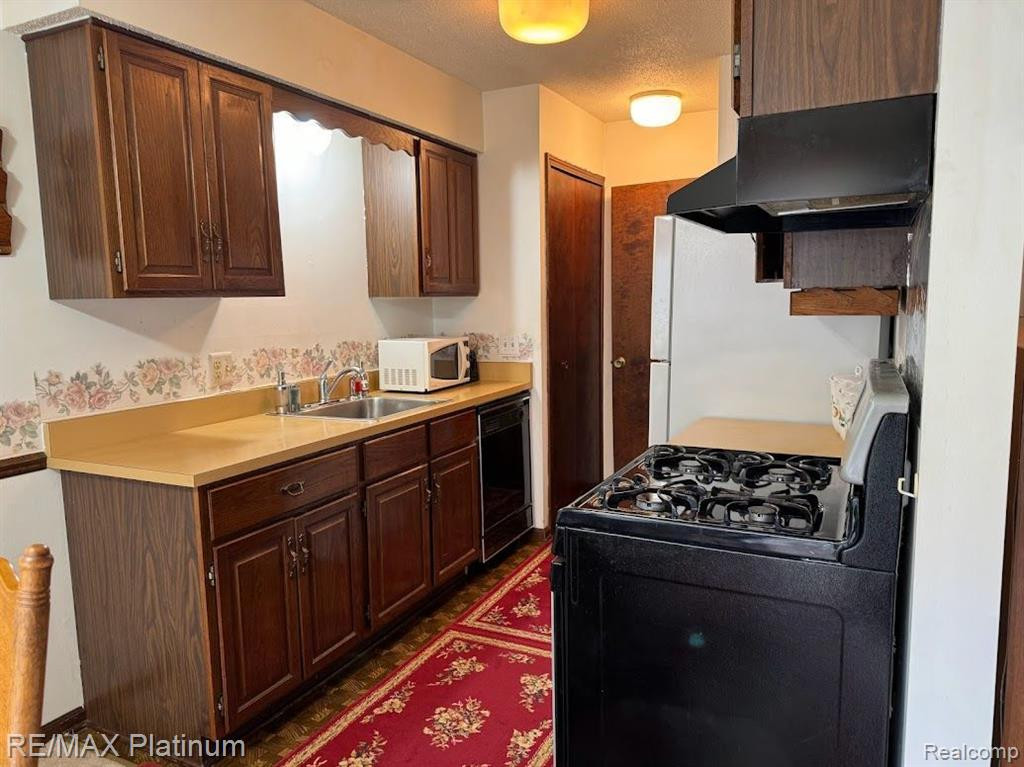 2906 ROUNDTREE Boulevard, Ypsilanti, MI 48197 — Photo 4