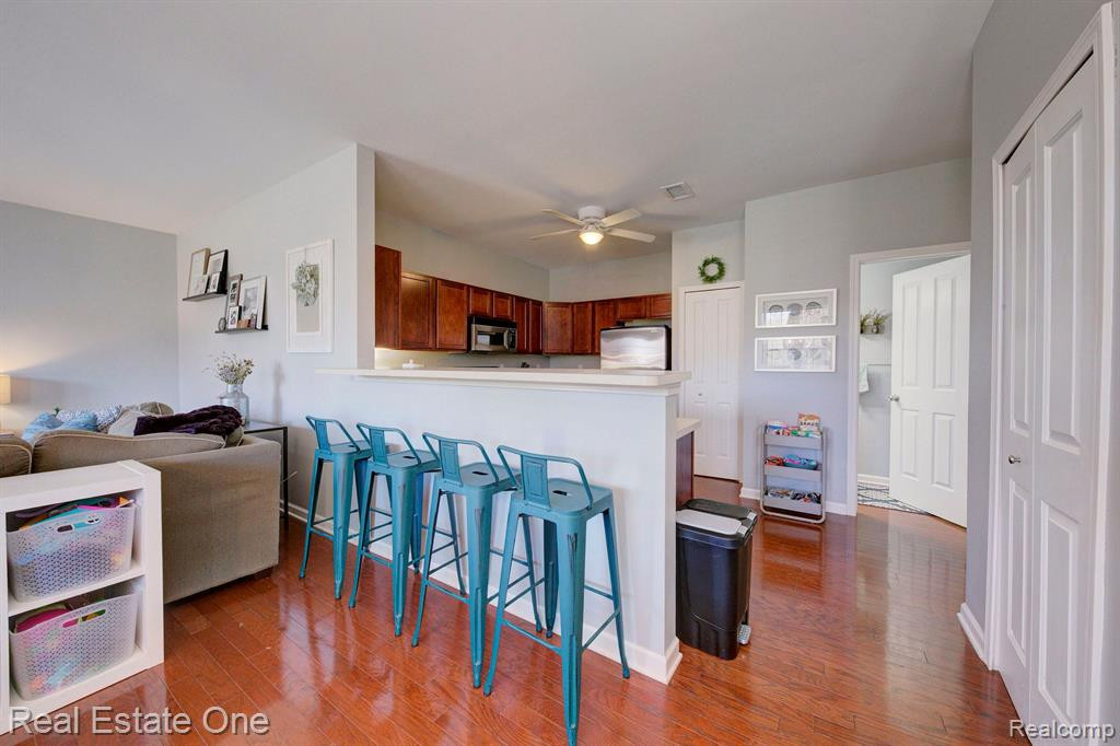 713 Abbington Court, Howell, MI 48843 — Photo 19