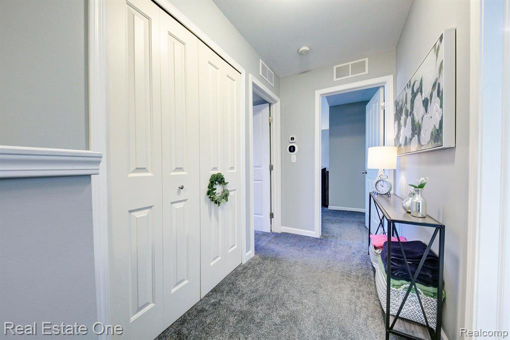 713 Abbington Court, Howell, MI 48843 — Photo 31