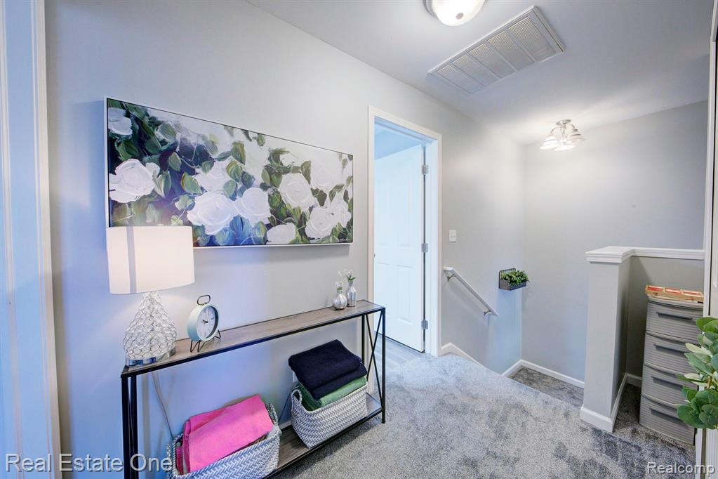 713 Abbington Court, Howell, MI 48843 — Photo 37