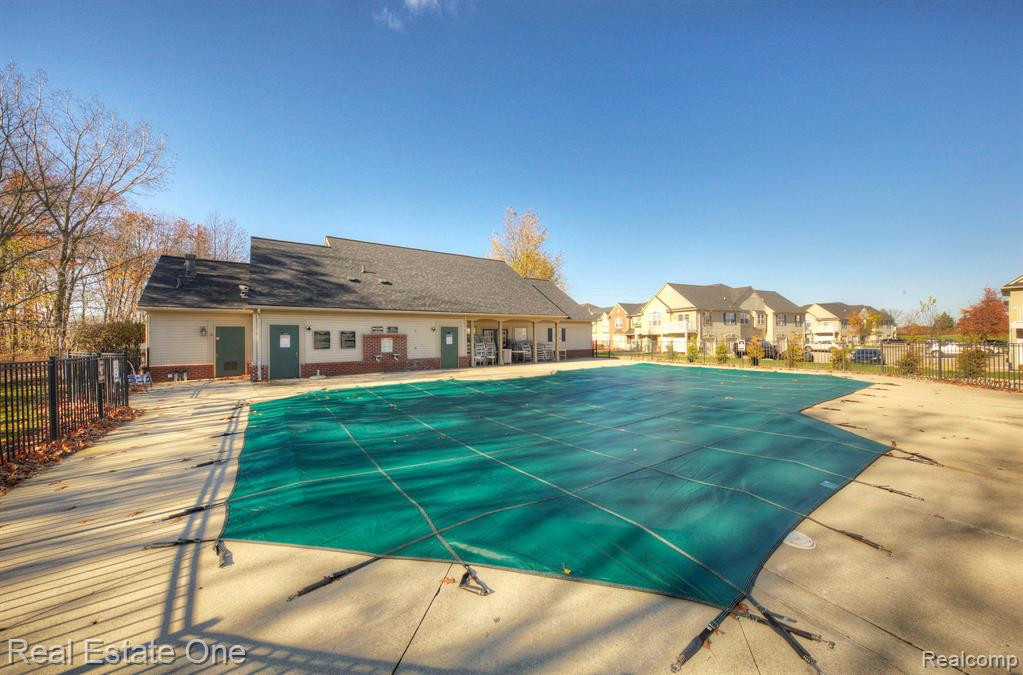713 Abbington Court, Howell, MI 48843 — Photo 49