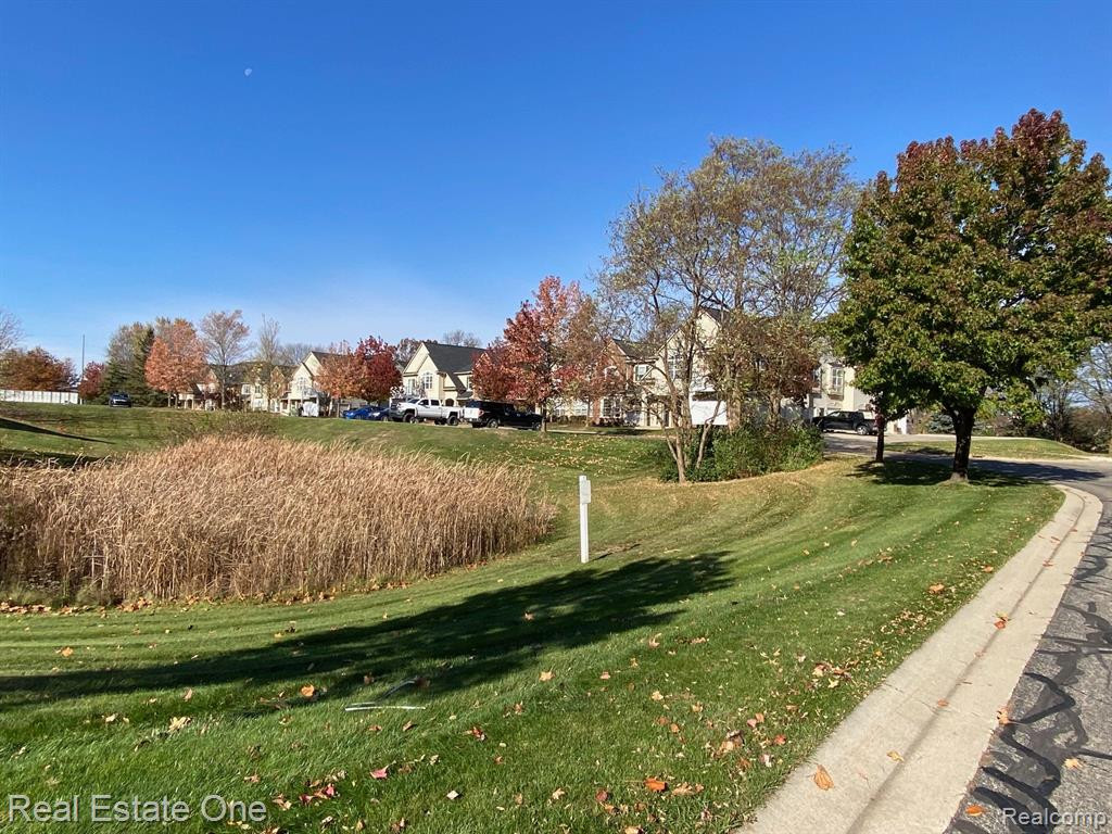 713 Abbington Court, Howell, MI 48843 — Photo 60