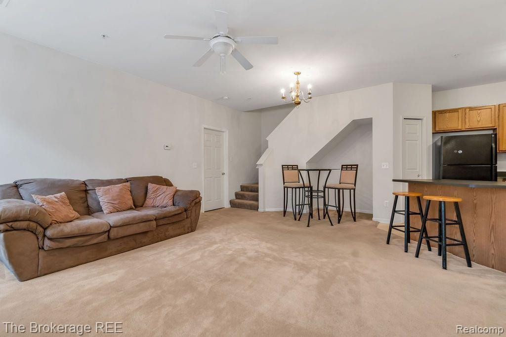 16103 ADDINGTON Drive, Commerce Twp, MI 48390 — Photo 3