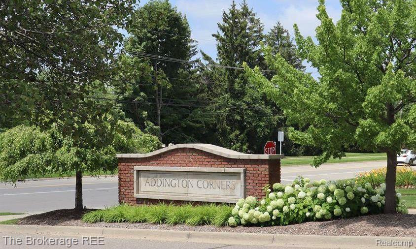 16103 ADDINGTON Drive, Commerce Twp, MI 48390 — Photo 30