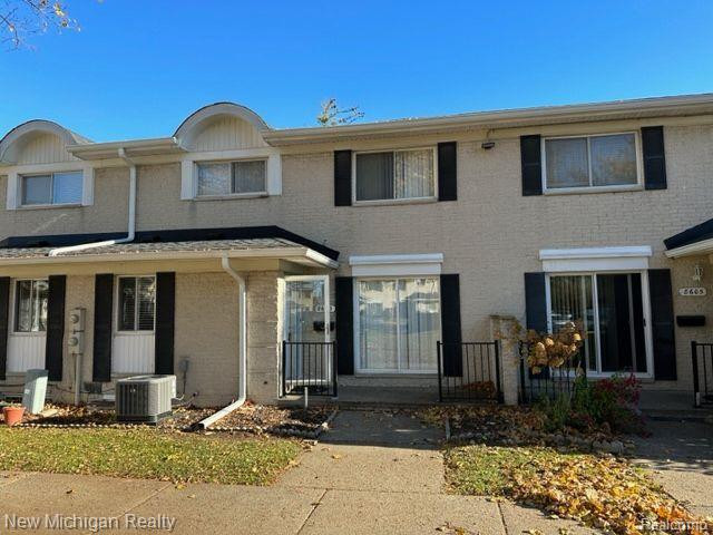 8603 WINCHESTER Drive, Sterling Heights, MI 48313 — Photo 2