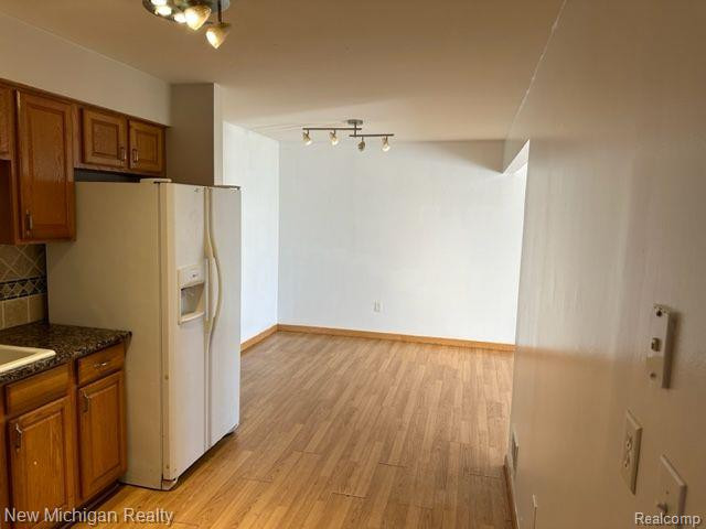 8603 WINCHESTER Drive, Sterling Heights, MI 48313 — Photo 5