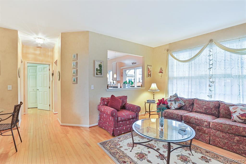 38238 Remington Park, Farmington Hills, MI 48331 — Photo 23