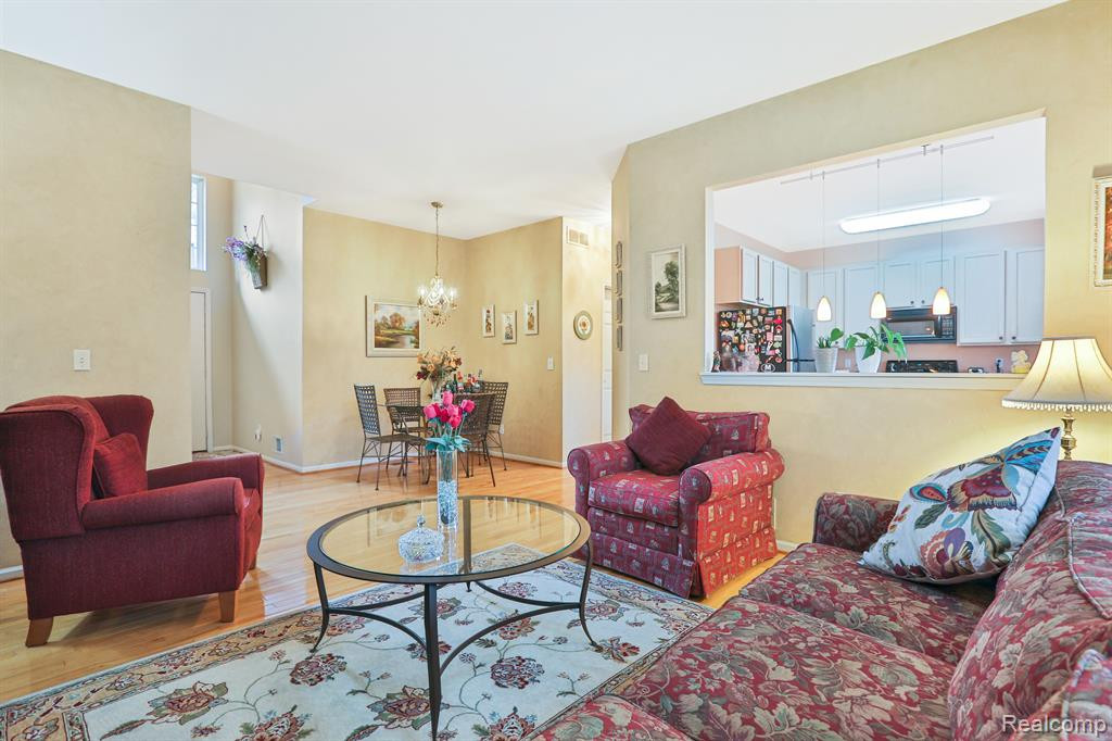 38238 Remington Park, Farmington Hills, MI 48331 — Photo 24