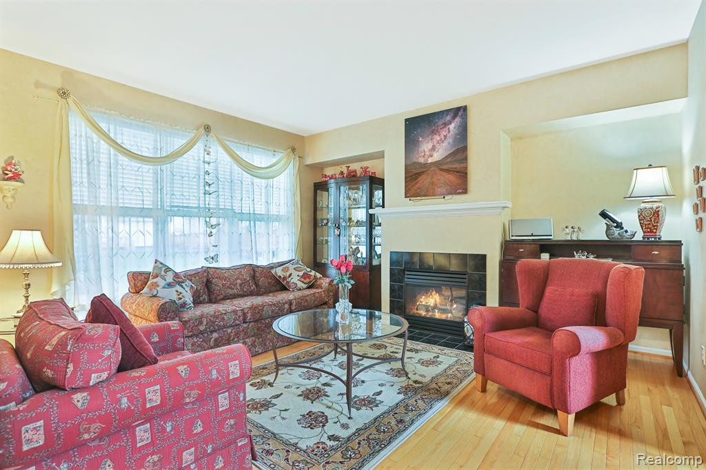 38238 Remington Park, Farmington Hills, MI 48331 — Photo 27