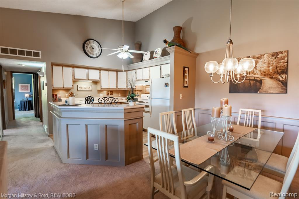 61196 GREENWOOD Drive, South Lyon, MI 48178 — Photo 4