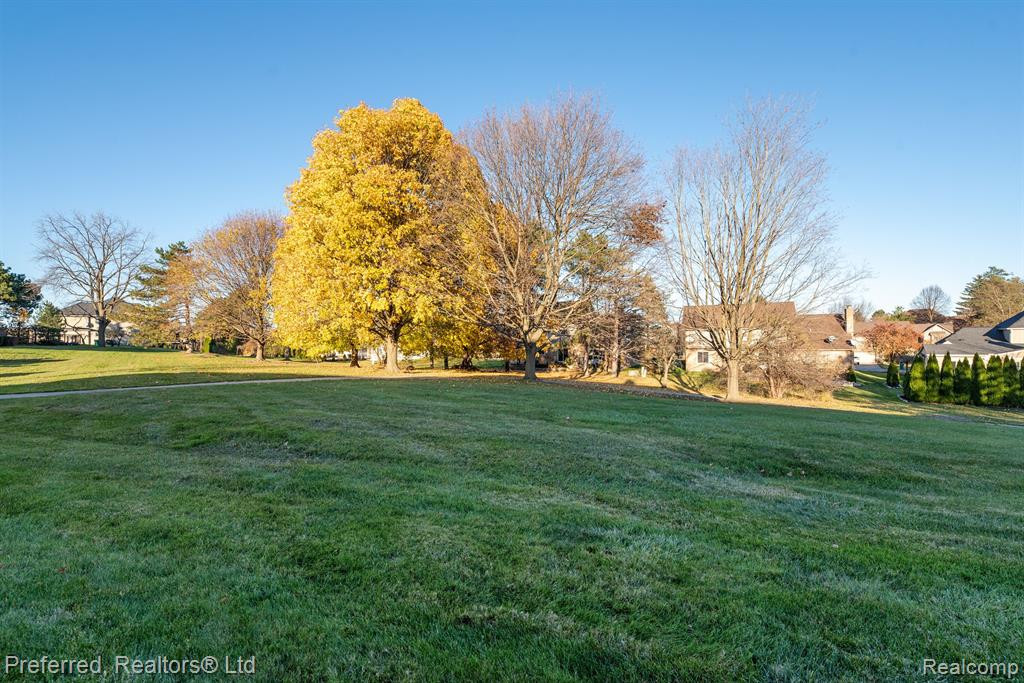 38831 COUNTRY Circle, #74, Farmington Hills, MI 48331 — Photo 7