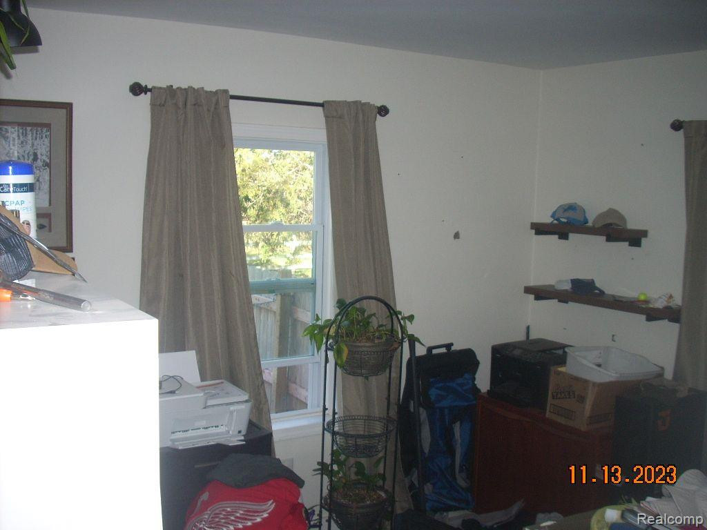 1174 W COHOCTAH Road, Howell, MI 48855 — Photo 2