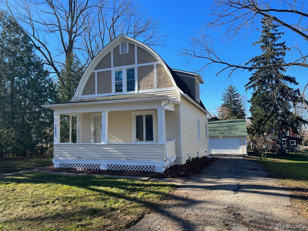 6831 SAGINAW Street, North Branch, MI 48461 — Photo 2