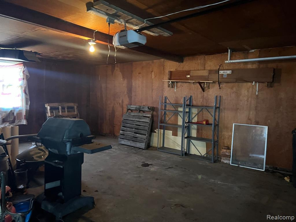6831 SAGINAW Street, North Branch, MI 48461 — Photo 33