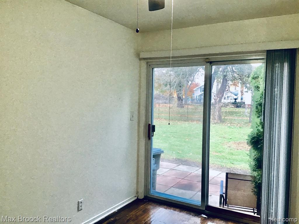 2740 ACKLEY Avenue, Westland, MI 48186 — Photo 19