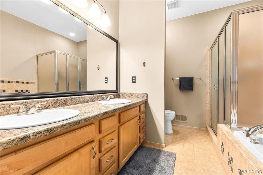 4101 BROOKSTONE Drive, Canton, MI 48188 — Photo 8