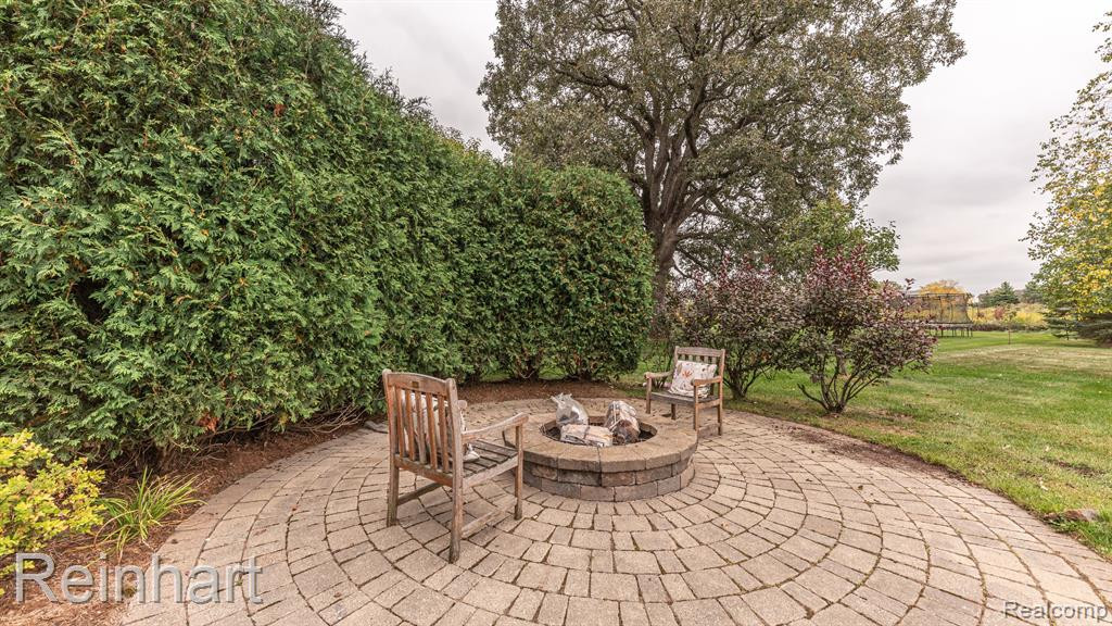 6553 Heron Court, Ann Arbor, MI 48103 — Photo 4