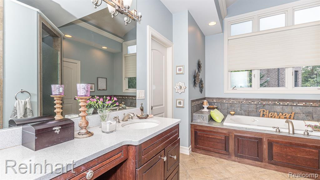6553 Heron Court, Ann Arbor, MI 48103 — Photo 22