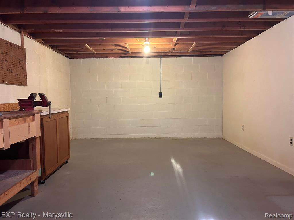 13561 SPEAKER Road, Lynn, MI 48097 — Photo 22