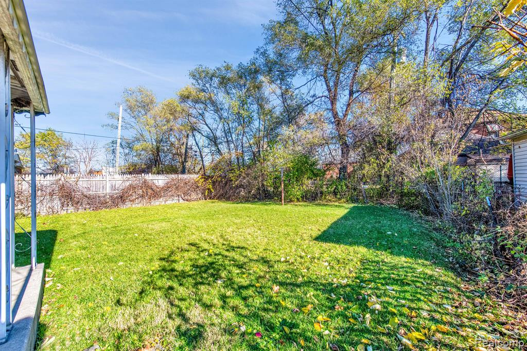 9436 OHIO Street, Detroit, MI 48204 — Photo 16