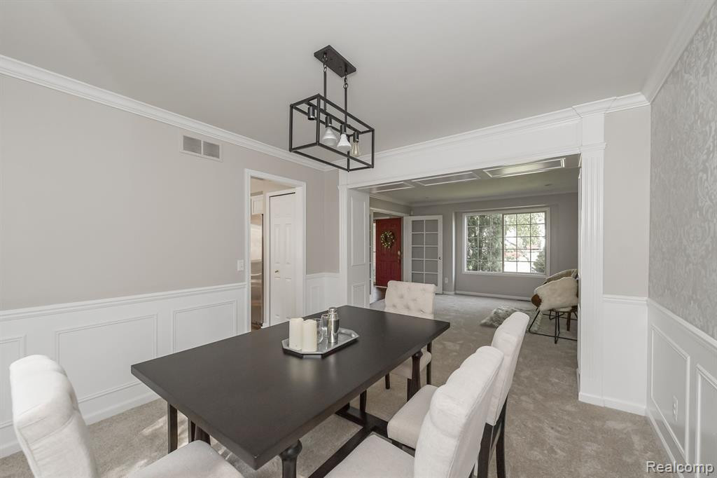 5721 CEDAR RIDGE Drive, Ann Arbor, MI 48103 — Photo 17