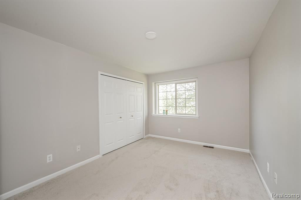 5721 CEDAR RIDGE Drive, Ann Arbor, MI 48103 — Photo 34