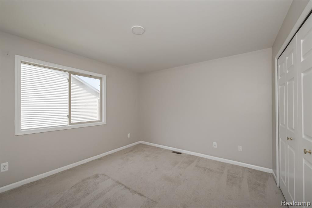 5721 CEDAR RIDGE Drive, Ann Arbor, MI 48103 — Photo 36