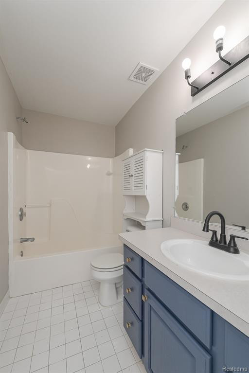 5721 CEDAR RIDGE Drive, Ann Arbor, MI 48103 — Photo 38