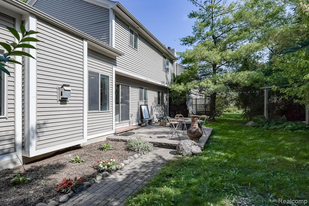 5721 CEDAR RIDGE Drive, Ann Arbor, MI 48103 — Photo 44