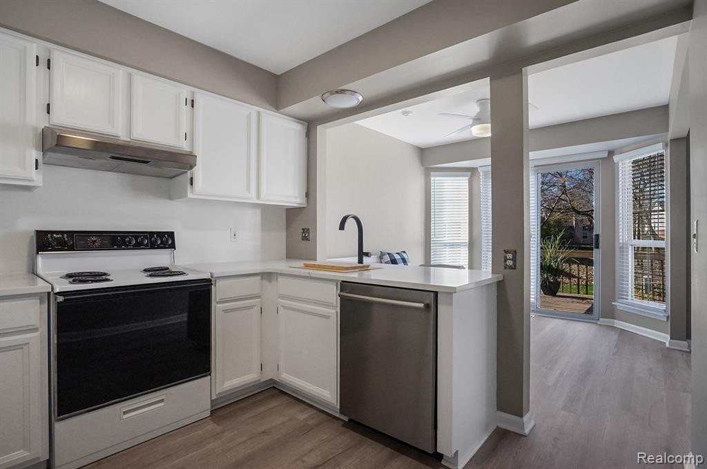 1752 Christopher Drive, Canton, MI 48188 — Photo 11