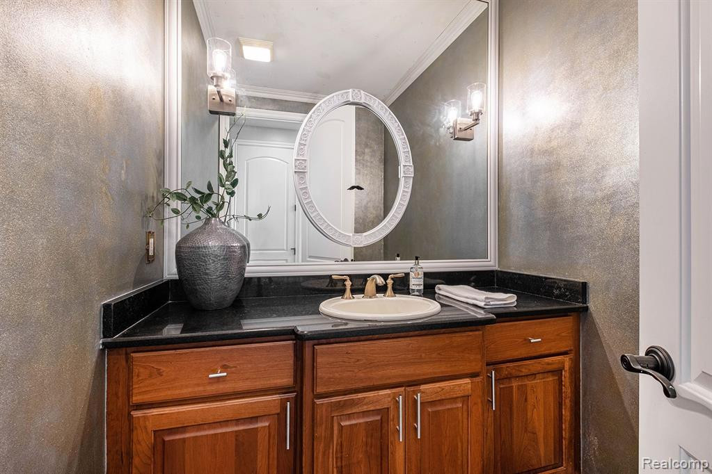 10769 WATERFALL Court, South Lyon, MI 48178 — Photo 18
