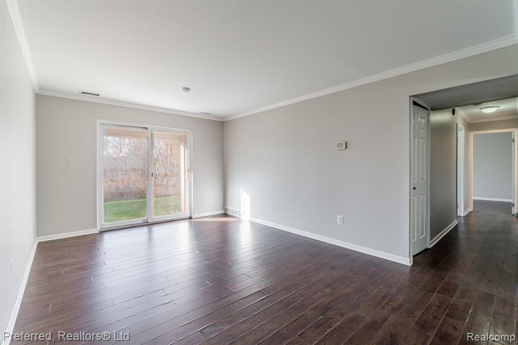 44467 Savery Drive, Canton, MI 48187 — Photo 4
