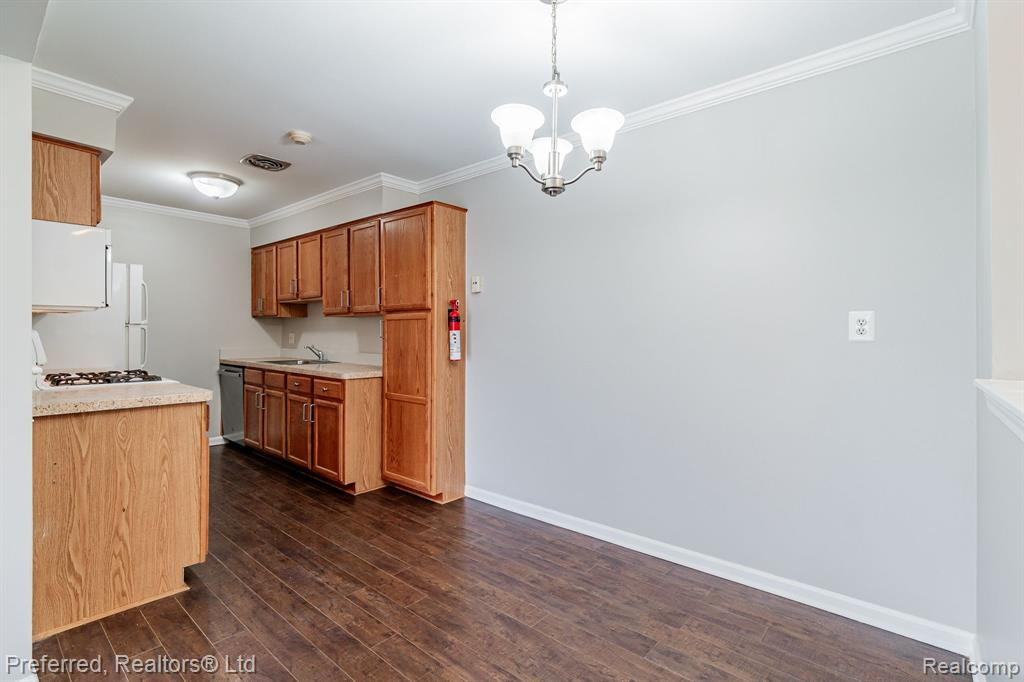44467 Savery Drive, Canton, MI 48187 — Photo 9