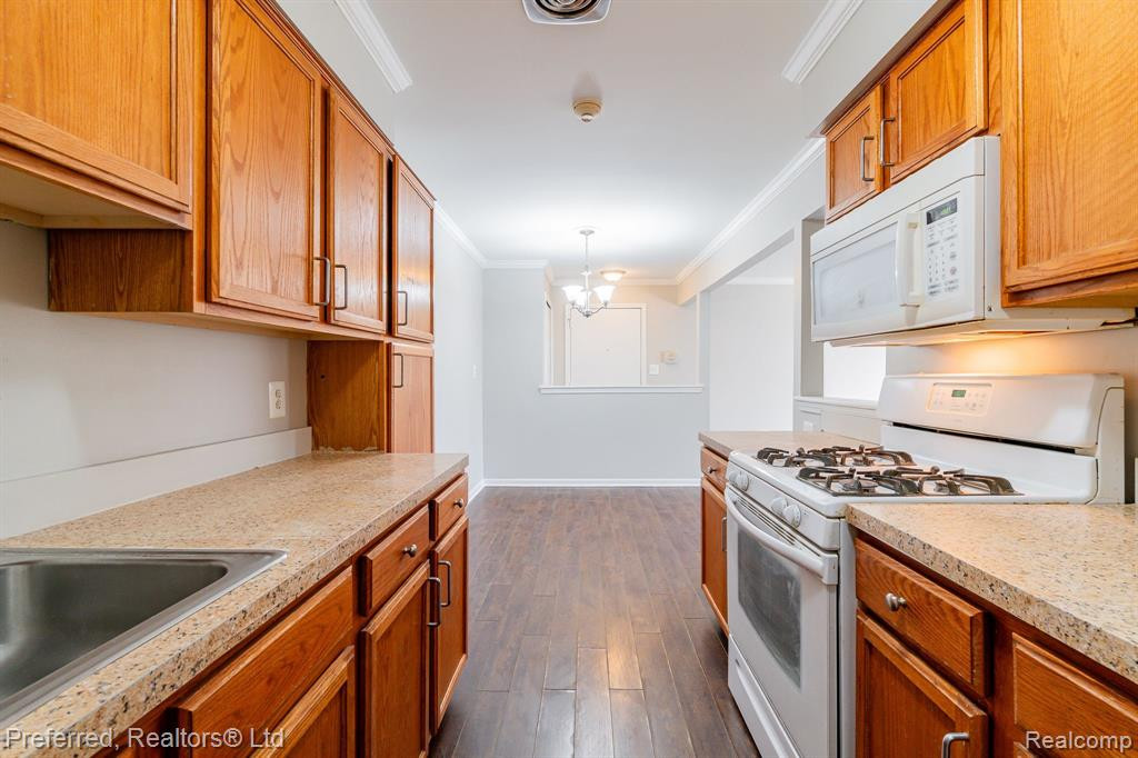 44467 Savery Drive, Canton, MI 48187 — Photo 13