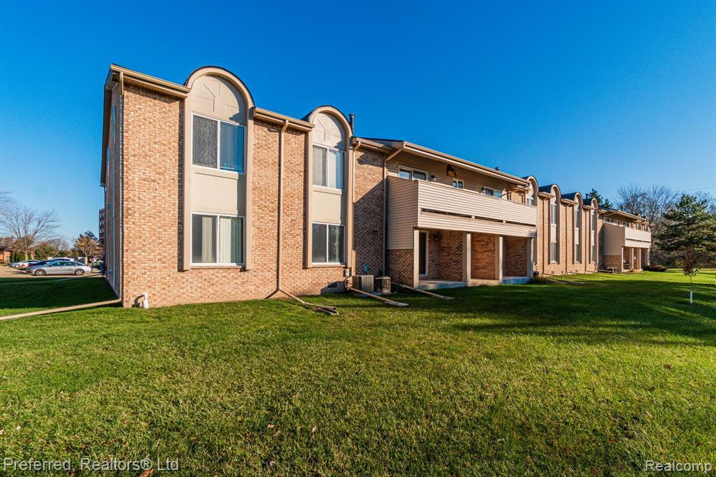 44467 Savery Drive, Canton, MI 48187 — Photo 22