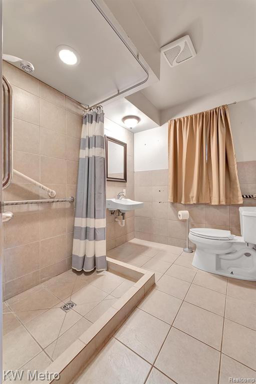 7380 VILLAMUER Road, West Bloomfield, MI — Photo 26