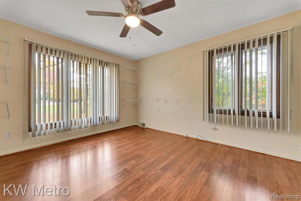 7380 VILLAMUER Road, West Bloomfield, MI — Photo 36