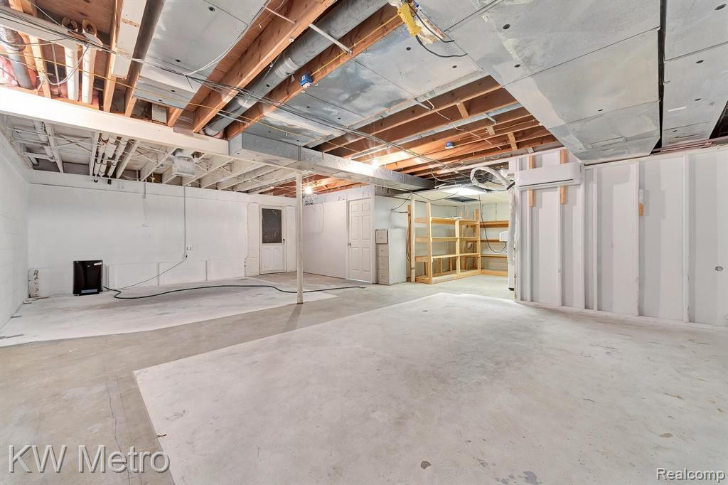 7380 VILLAMUER Road, West Bloomfield, MI — Photo 46