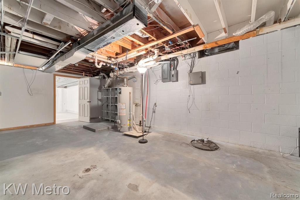 7380 VILLAMUER Road, West Bloomfield, MI — Photo 47