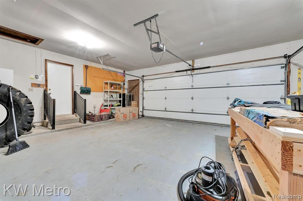 7380 VILLAMUER Road, West Bloomfield, MI — Photo 48