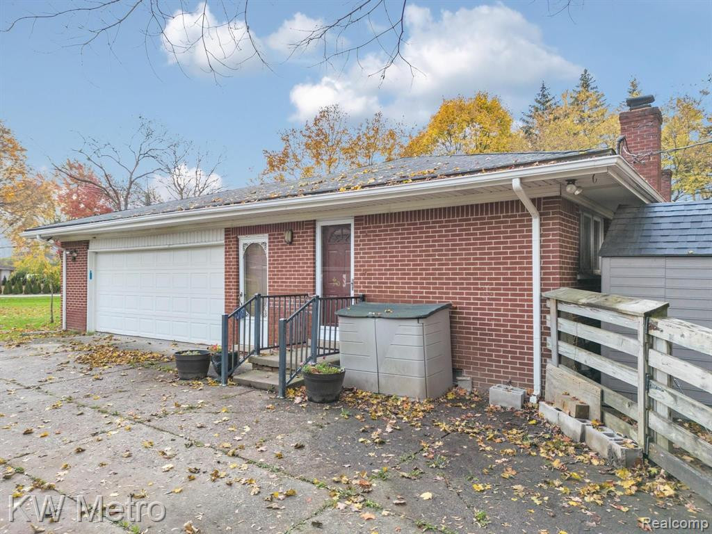 7380 VILLAMUER Road, West Bloomfield, MI — Photo 49
